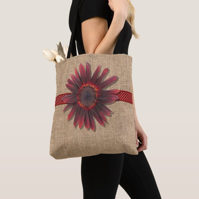 Bolsa de tudo - Burlap and Ring O'Fire Sunflower (Close Up)