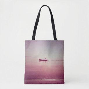Bolsa Tote A silhueta do pescador com barco no mar v