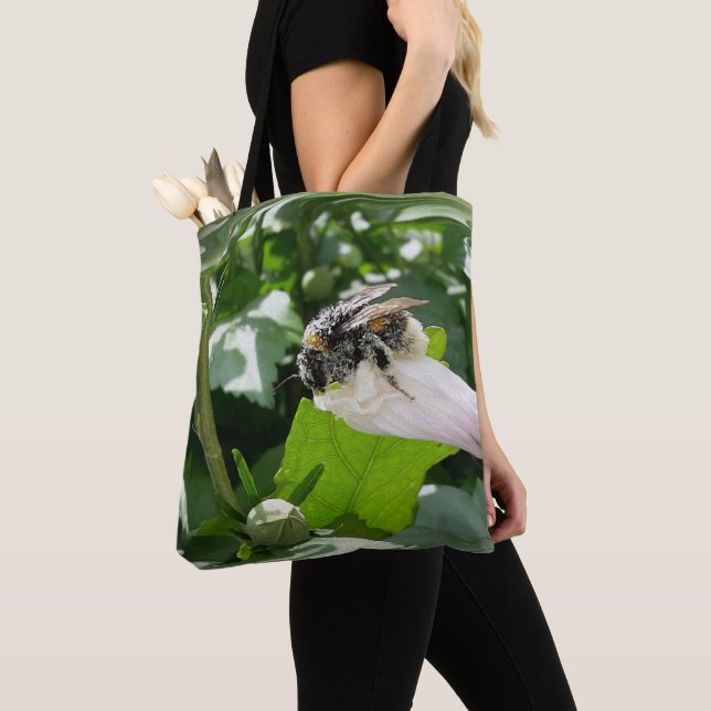 Bolsa Tote Abelha no verão (Close Up)