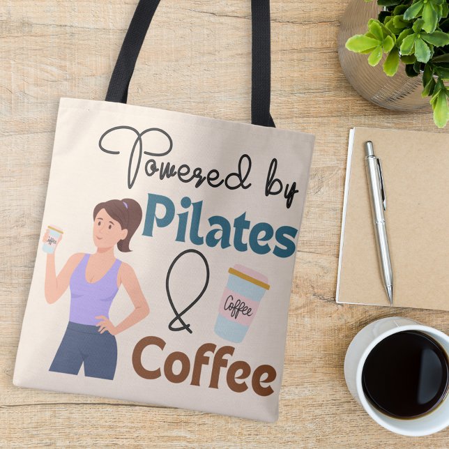 Bolsa Tote Acionado por Pilatos e Malhação de cotas de café Y (Powered by Pilates & Coffee Pilates Quote Yoga Fitness Tote Bag)