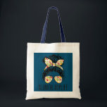 Bolsa Tote Almoçadora Lady Life Messaging Bun Hair Engraçado<br><div class="desc">Lunch Lady Life Messy Bun Hair Engraçado Professora Dom. Presente perfeito para seu pai, mãe, pai, homens, mulheres, amigos e familiares no Dia de Ação de Graças, Dia de Natal, Dia de as mães, Dia de os pais, 4 de julho de 1776 Dia Independente, Dia dos Veteranos, Dia do Halloween,...</div>