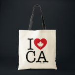 Bolsa Tote Amo CA | Eu Amo o Canadá Tote Bag Personalizado<br><div class="desc">Informe a todos o quanto você ama o Canadá com esta bolsa de tote "I Love CA" personalizável,  com tipografia retrógrada e sotaque cardíaco de folha de mapa. A maneira perfeita de mostrar seu orgulho e amor pelo Canadá. Personalize adicionando seu nome. Estão disponíveis outras cidades e províncias.</div>