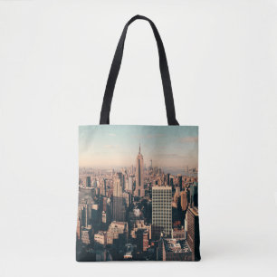 Bolsa Tote arranha-céus Nova Iorque na vista urbana de cima.