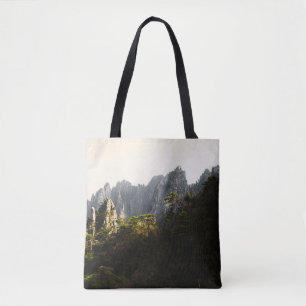 BOLSA TOTE ÁRVORES VERDES PERTO DO CLIFF