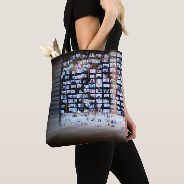 Bolsa Tote Atravessando fronteiras online (Close Up)