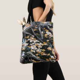 Bolsa Tote Autumn Otter Pond de Folhas