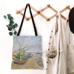 Bolsa Tote Barcos De Pesca | Vincent van Gogh<br><div class="desc">Barcos de pesca na praia em Saintes-Maries (1888) por Vincent Van Gogh,  artista poste-impressionista neerlandês. Arte original é uma pintura em forma de óleo na paisagem da canvas que mostra vários barcos de pesca na costa oceânica. Use as ferramentas de design para adicionar texto personalizado ou personalizar a imagem.</div>
