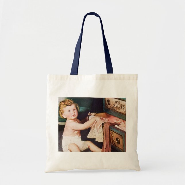 Bolsa Tote Bebê Fofo Antigo Brincando com Gaveta de Roupas (Frente)