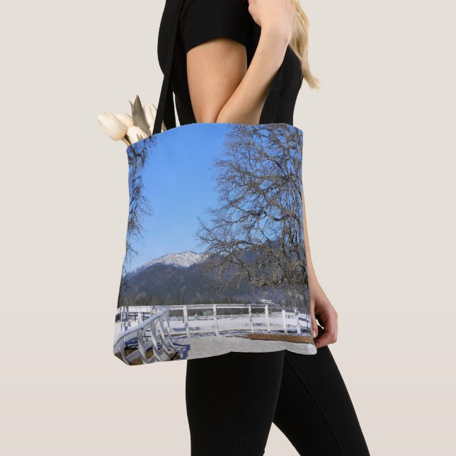 Bolsa Tote Belo dia no inverno..... (Close Up)
