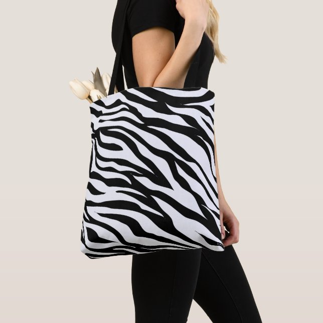 Bolsa Tote Black and White Zebra Animal Print  (Close Up)