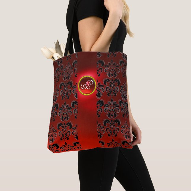 BOLSA TOTE BLACK RED DAMASK FLORAL, RUBY GEMSTONE MONOGRAMA (Close Up)