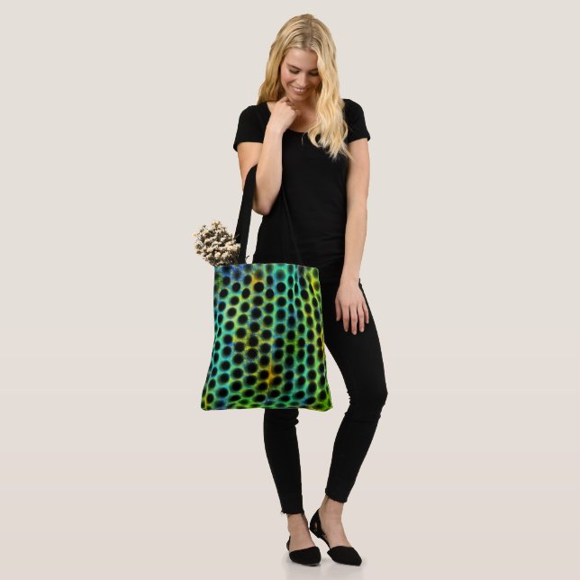 Bolsa Tote Bolinhas verdes e pretas gerando formas, sombra (No(a) Modelo)
