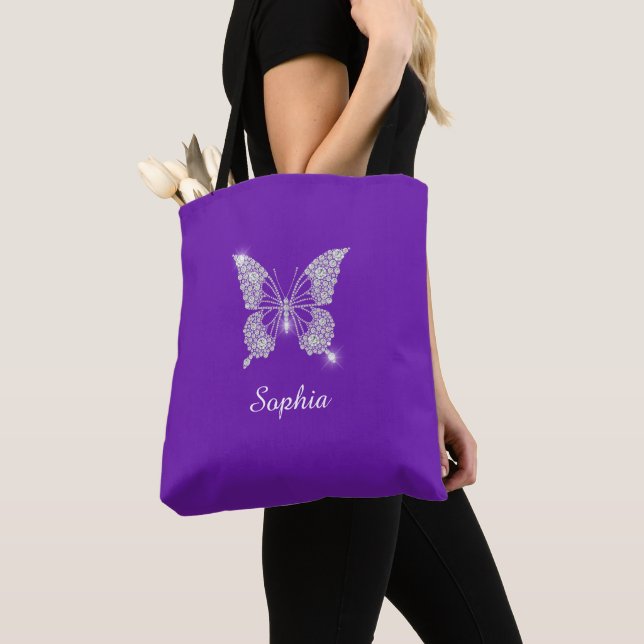 Bolsa Tote Borboleta Diamante Branca, Nome do Script, Roxo (Close Up)
