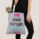 Bolsa Tote BRIDE & Bridesmaids Summer Bridal Sprinkle Party<br><div class="desc">Querido, ela vai adorar esta fabulosa sacola de tote, fazer dela o conjunto perfeito de presentes com a coordenação de teia e toalha de praia. Uma recordação maravilhosa do seu partido, será uma guardiã para os próximos anos. Personalize-o como quiser, é um presente de excelente aniversário, graduação ou chá de...</div>