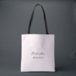 Bolsa Tote Bridesmaid Mínima Moderna do Monograma Rosa Esmaga<br><div class="desc">O perfeito acessório elegante para uma proposta de dama de honra ou de solteira! Um simples na moda personalizado design de monograma com uma moderna tipografia manuscrita minimalista em preto sobre um elegante fundo cor-de-rosa pincelado. Personalize o monograma bonito de cor rosa,  melhorando a elegância do design.</div>