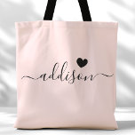Bolsa Tote Bridesmaid Script Modern Coração Cor-de-Rosa<br><div class="desc">Esta bolsa de tote chic apresenta um belo fundo cor-de-rosa pincelado adorado com uma fonte moderna e um delicado design de coração. A cor suave, elegante e sofisticada tipografia fazem dela um acessório ideal para as damas de honra ou para quem ama designs de na moda e de tendências. Perfeito...</div>