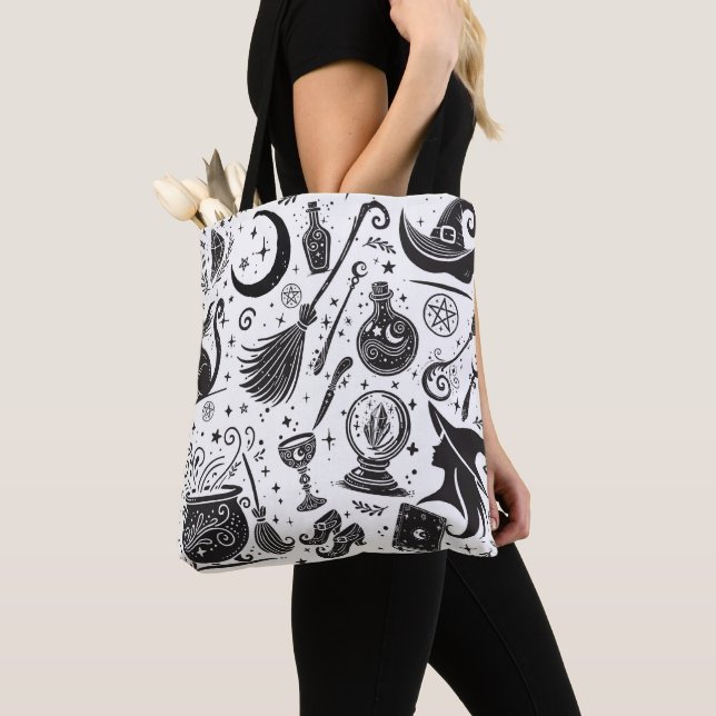 Bolsa Tote Bruxa Mágica Caprichosa Wiccan Pagã  (Close Up)