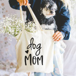 Bolsa Tote Cachorro Cachorro Cachorro<br><div class="desc">Estamos com você. Furbabies contam como crianças. Celebre sua maternidade de cachorro com nosso super fofo Cachorro Mãe de tote apresentando a moderna tipografia negra adornada com uma pequena ilustração cardíaca. Faz um presente de Dia de as mães adorável do seu pãozinho!</div>