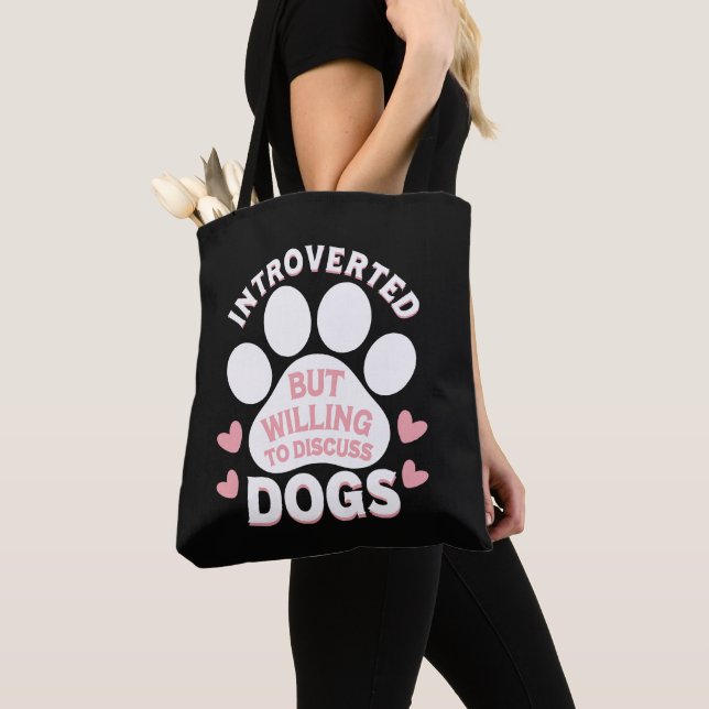 Bolsa Tote Cachorro Introvertido Mas Disposto a Discutir Cach (Close Up)