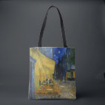 Bolsa Tote Cafe Terrace à Noite | Vincent van Gogh<br><div class="desc">Cafe Terrace na Night (1888), de Vincent van Gogh, é uma representação luminosa e icônica de um confortável café ao ar livre em Arles, França, sob um céu estrelado à noite. O brilho amarelo vibrante do café contrasta lindamente com o azul profundo da noite, criando um ambiente quente e convidativo....</div>