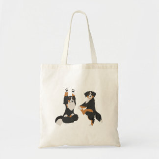 Bolsa Tote Cão da Montanha Bernese fazendo yoga Tote bag