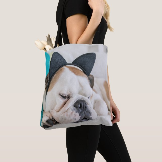 Bolsa Tote Cão sonolento das imagens | de Getty com Headband (Close Up)