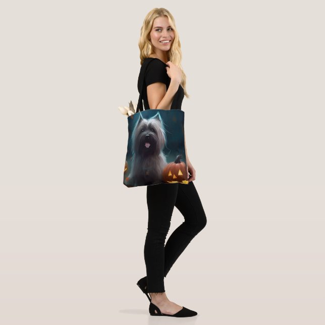 Bolsa Tote Cão Terrier Skye de Halloween com Abóboras Assusta (No(a) Modelo)