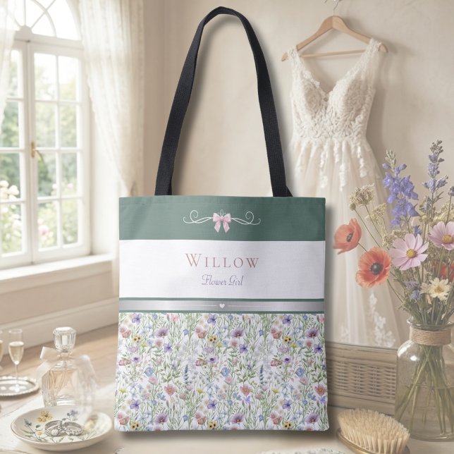 Bolsa Tote Casa de Campo de Luxo com Flores Silvestres Menina (A whimsical wildflower tote for your smallest bridal party member to carry her treasures!)
