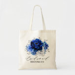 Bolsa Tote Casamento Metálico Real Azul Prateado Metálico Par<br><div class="desc">Elegante e azul-real do tema prateado Bridesmaid presente dote bolsa com elegante buquê de flores azuis,  Marinhos,  prata,  cor branca pura do rosa e folhas verdes do eucalipto. Entre em contato comigo para obter ajuda sobre a personalização ou se você precisar de outro produto com este design.</div>