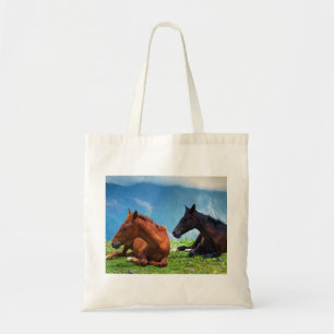 Bolsa Tote Cavalos Moody Mountain: Uma Viagem de Arte Refinad
