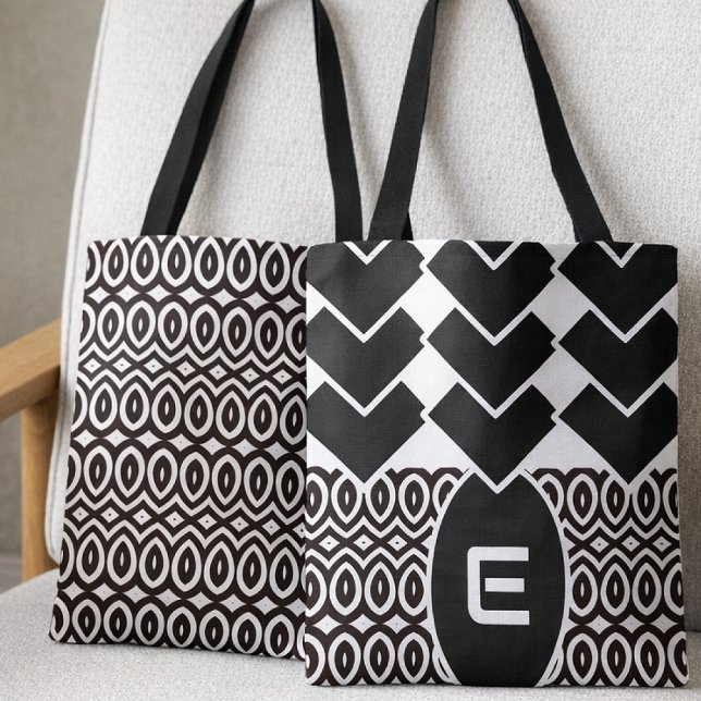 Bolsa Tote Chevron e Lágrima Bicolor (Chevron chic with your initial. Tote magic. Two sided for extra flair.)