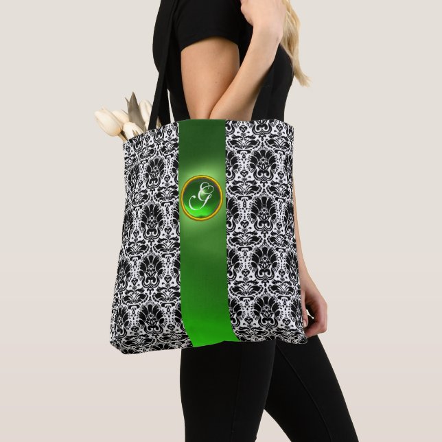 BOLSA TOTE CHIC BLACK BRANCO DAMASK EMERALD GREEN MONOGRAM (Close Up)