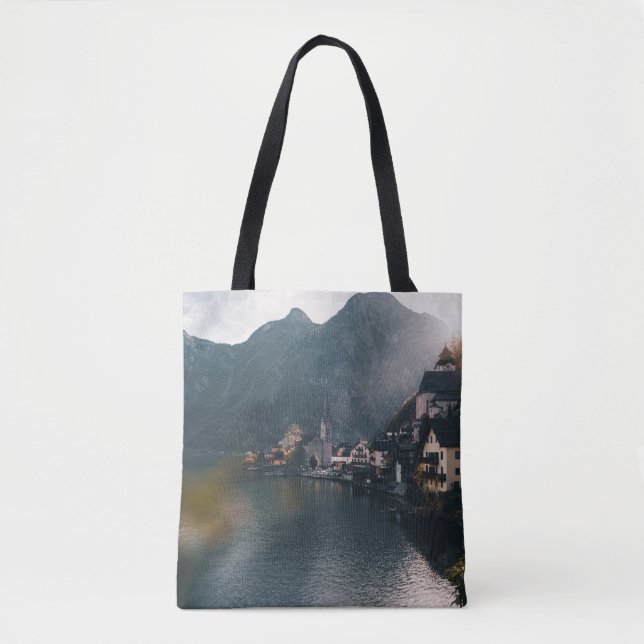 BOLSA TOTE CIDADE AO LADO DA ÁGUA E MONTANHAS (Frente)