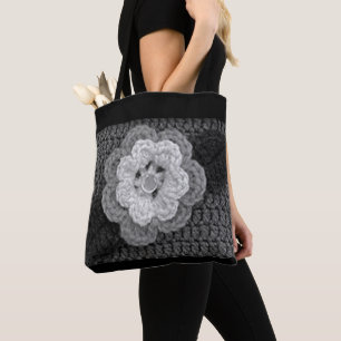 Bolsa Tote Cinza de Flor Branca Negra Artisan Crochet Impress
