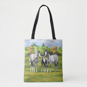 Bolsa Tote Cinzas De Maçã Em Cavalos De Tintas Em Pastagem 
