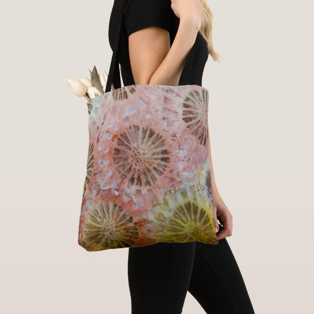Bolsa Tote Close de Coral Rosa (Close Up)