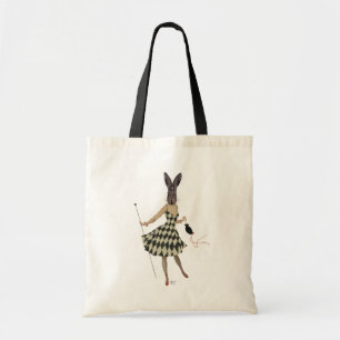 Bolsa Tote Coelho em vestido branco preto