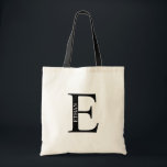Bolsa Tote com Monograma Personalizado e Nome<br><div class="desc">Presente com Monograma Personalizado e Nome
possui monograma personalizado e nome em estilo de fonte serif clássico.

Perfeito para casamento,  feriado,  reunião de família e para qualquer ocasião especial.</div>