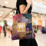 Bolsa Tote Cor da água do mármore, monograma azul-roxa-dourad<br><div class="desc">Um quadrado de folha de ouro esparso, falso, com um monograma de tipografia de script sobrepõe um rico, veado dourado, azul marinho, verde-caçador, rosa e cor-de-água roxa neste saco de tote elegante, tenda, giro, moderno, monograma. Faz uma declaração divertida e na moda cada vez que você a usa. Um presente...</div>