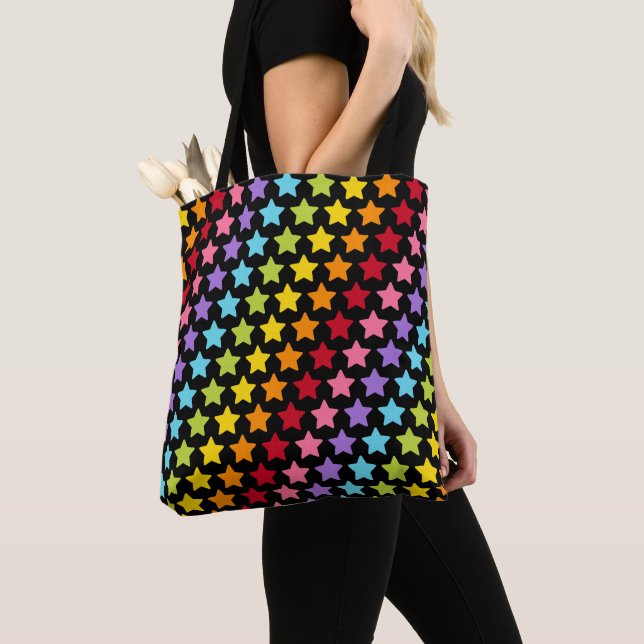 Bolsa Tote Cores de Arco-íris Estrelas Impressas (Close Up)
