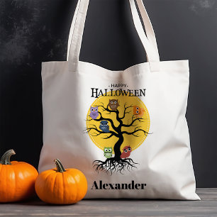 Bolsa Tote Corujas em uma árvore assustadora de Halloween