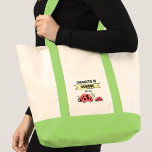 Bolsa Tote Cute ladybugs promoted to grandma green<br><div class="desc">Celebrate the sweetest promotion ever with this “Promoted to Grandma” tote bag! Featuring two adorable ladybugs (ladybirds), love hearts, and space to add the Established year, it’s a cute and meaningful gift for a new grandma. Perfect for baby announcements, pregnancy reveals, or a thoughtful grandmother gift she can use every...</div>