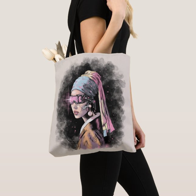 Bolsa Tote Cyber-Girl com uma pérola a ouvir (Close Up)