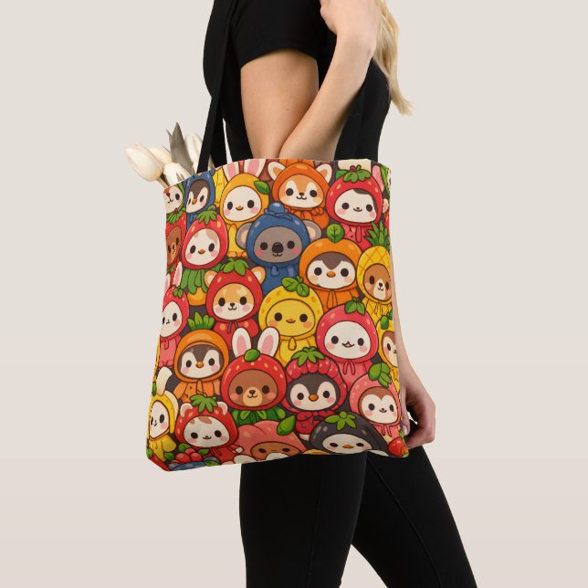 Bolsa Tote Desfile de Amigos Frutas | Chibi Animal Fofo (Close Up)