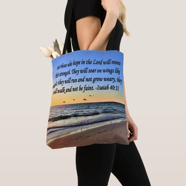 BOLSA TOTE DESIGN DE SCRIPTURE SERENE ISAIAH 40:31 (Close Up)