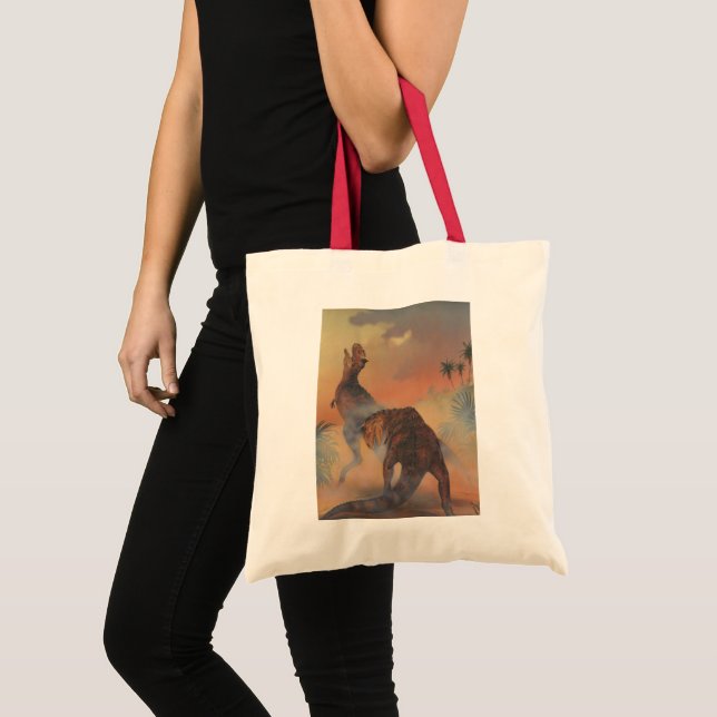 Bolsa Tote Dinossauros Vintage, Carnotaurus Raring na Selva (Frente (produto))