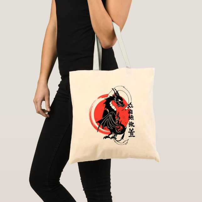 Bolsa Tote Dragão negro, lua vermelha (Frente (produto))