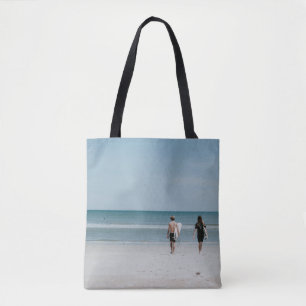 Bolsa Tote Duas pessoas caminhando na costa