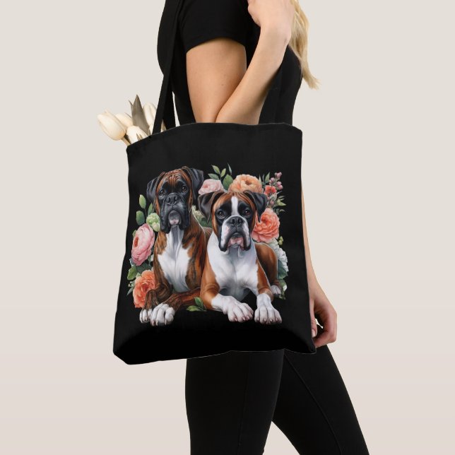 Bolsa Tote Duo de Cães Boxer Entre as Flores (Close Up)