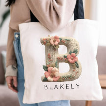Efeito de Bordado Floral com Monograma Personaliza